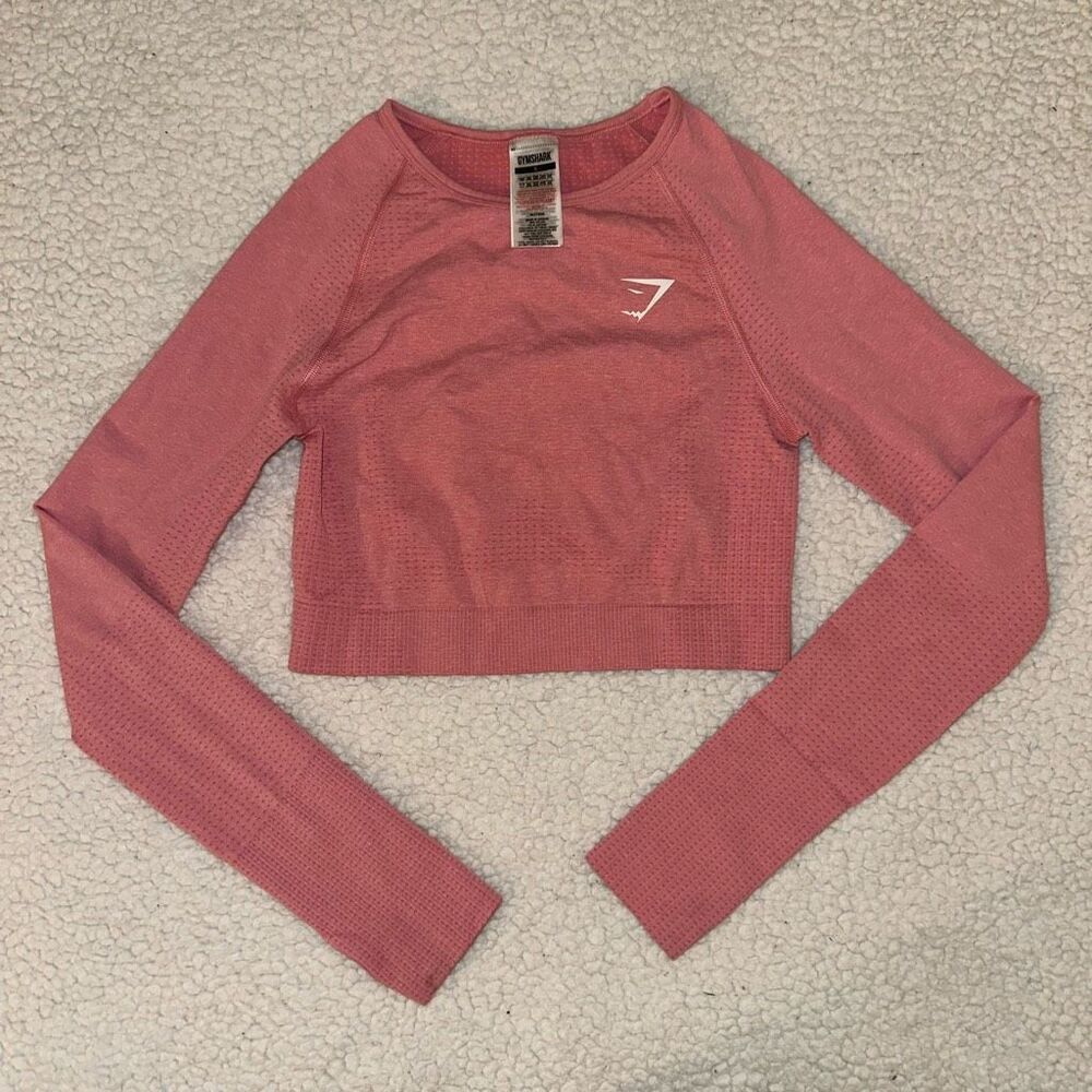 Gymshark Women’s Pink Long Sleeve Cropped Athletic Shirt Small GUC